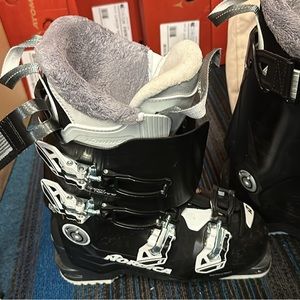 Nordics 85W ski boots size 24-24.5 285m